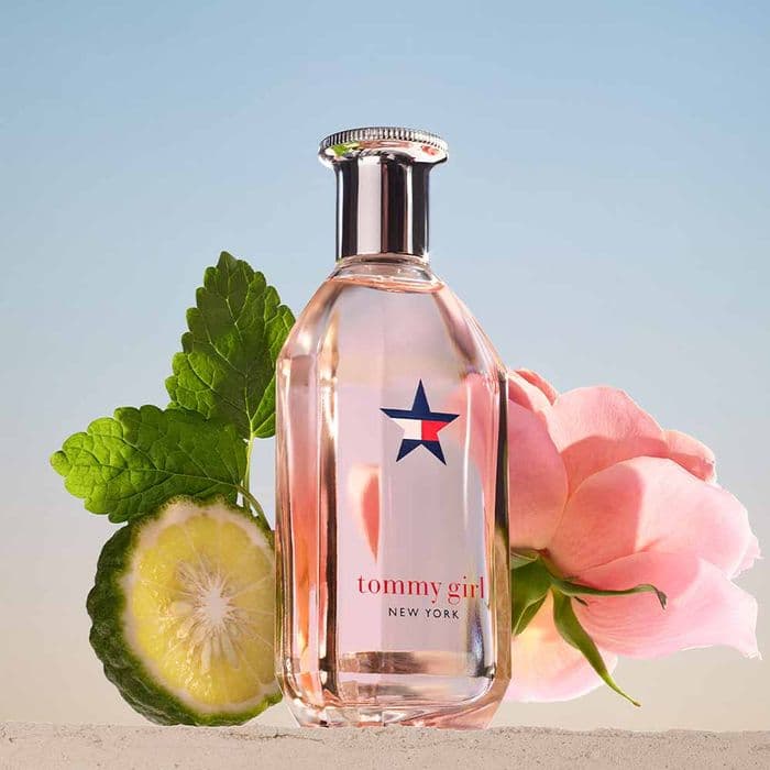 Perfume Tommy Girl New York Tommy Hilfiger Feminino Eau de Toilette — foto 4 de 5